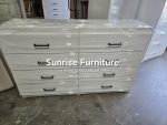 8 Drawer Dresser Brand New - Image 3